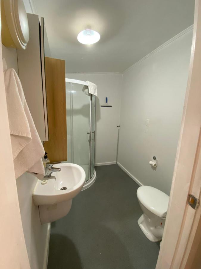 Featherston Motels And Camping Dış mekan fotoğraf
