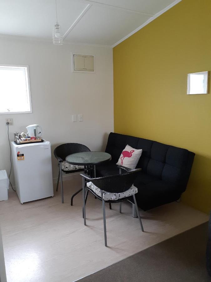 Featherston Motels And Camping Dış mekan fotoğraf
