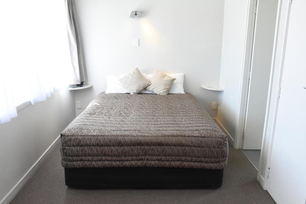 Featherston Motels And Camping Dış mekan fotoğraf